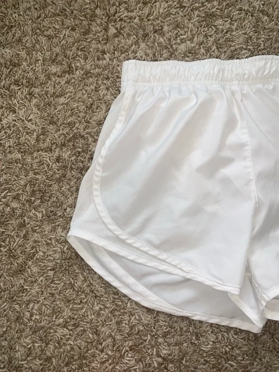 Nike Women's White Athletic Dri-Fit Running Shorts Workout Elastic Waist Small - Picture 5 of 9